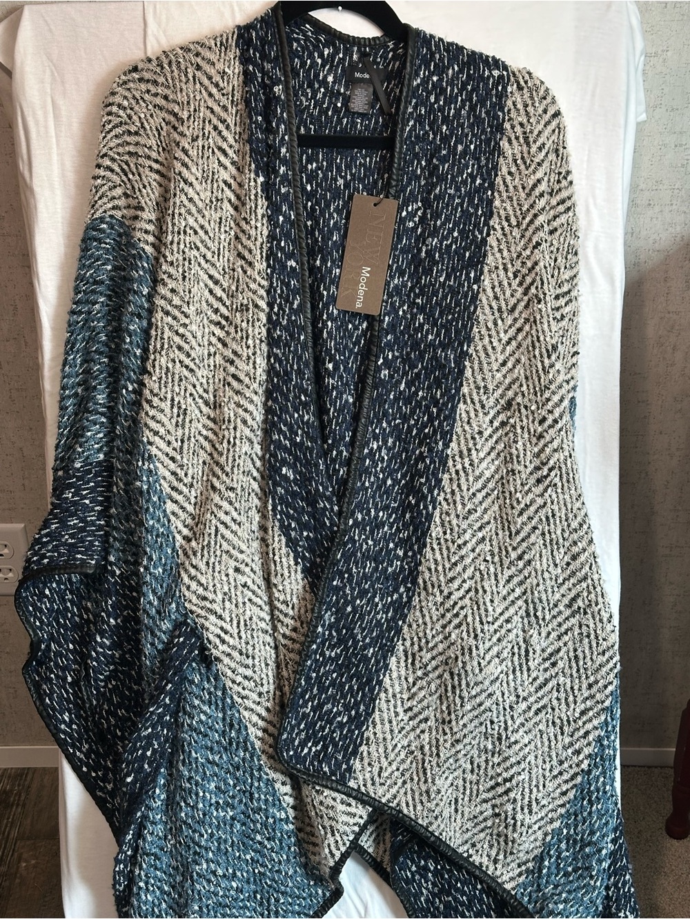 NWT Modena‎ Tweed Pattern Poncho OS Blue & Cream Herringbone Wrap